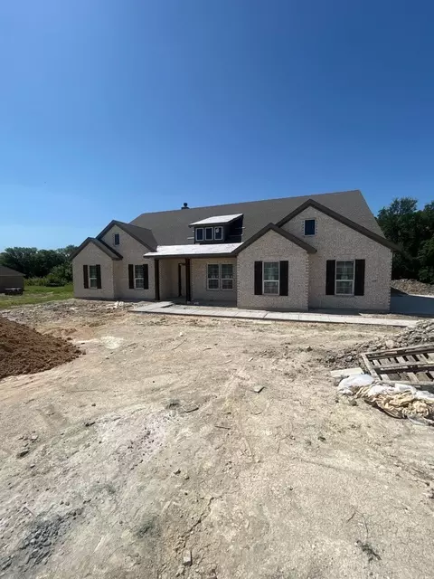 1007 Perrin Ln, Van Alstyne, TX 75495