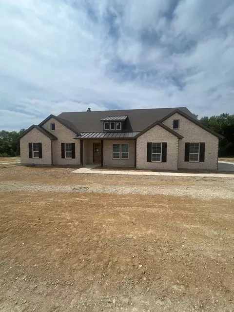1007 Perrin Ln, Van Alstyne, TX 75495