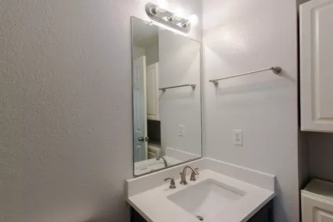 Bath - 10653 Astor Dr, Fort Worth, TX 76244 photo 1 of 3