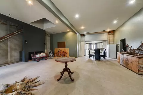 6887 Von Ormy Rd, Von Ormy, TX 78073 photo 20
