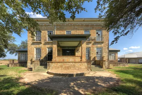 6887 Von Ormy Rd, Von Ormy, TX 78073 photo 8