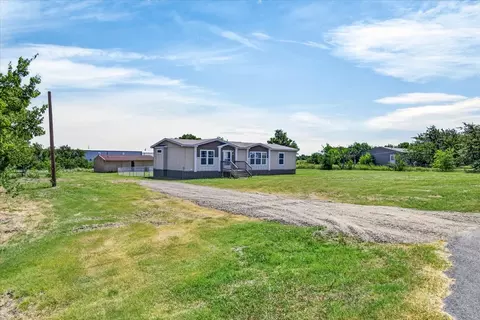1129 Ragsdale St, Terrell, TX 75160