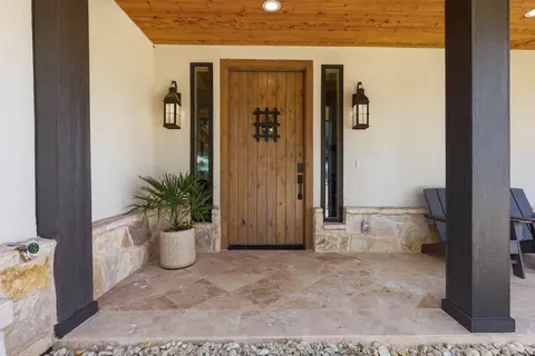 Exterior - 4167 Highway 67, Rainbow, TX 76077 photo 8 of 9