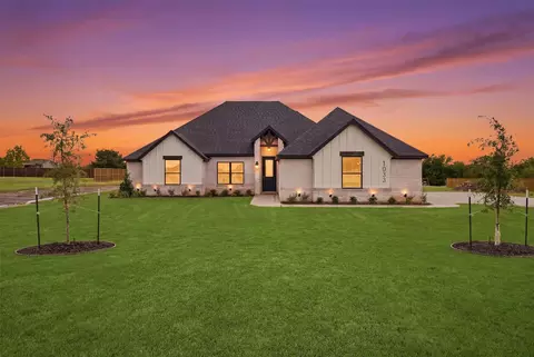 1033 Uplift Dr, Weatherford, TX 76087