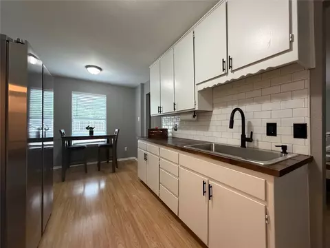 Kitchen - 508 Batterson St, Cleburne, TX 76031 photo 5 of 6