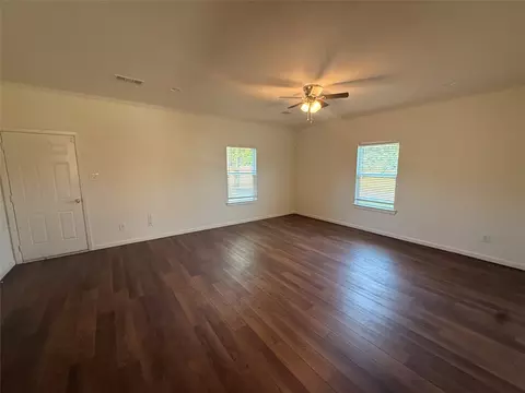 Living - 101 Boone St, Terrell, TX 75160 photo 1 of 2