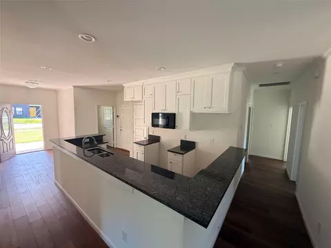Kitchen - 101 Boone St, Terrell, TX 75160 photo 2 of 2