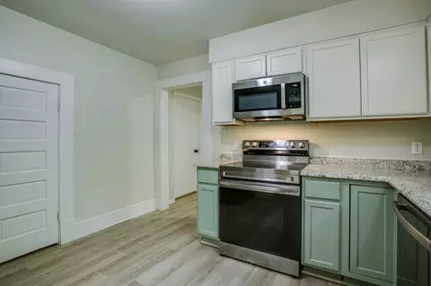 Kitchen - 301 Madison St, Cleburne, TX 76033 photo 5 of 5