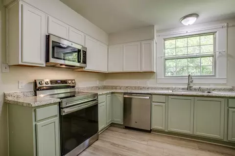 Kitchen - 301 Madison St, Cleburne, TX 76033 photo 3 of 5