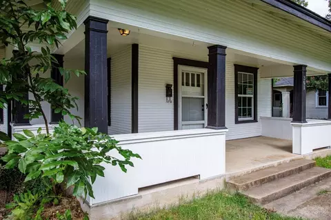Exterior - 301 Madison St, Cleburne, TX 76033 photo 2 of 9
