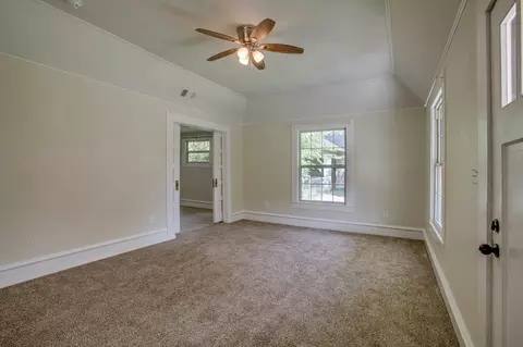 Living - 301 Madison St, Cleburne, TX 76033 photo 1 of 4