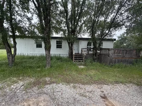 4231 Cottonwood Dr, Granbury, TX 76048