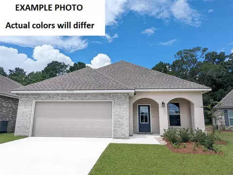 738 Crewe Ln, Bossier City, LA 71111