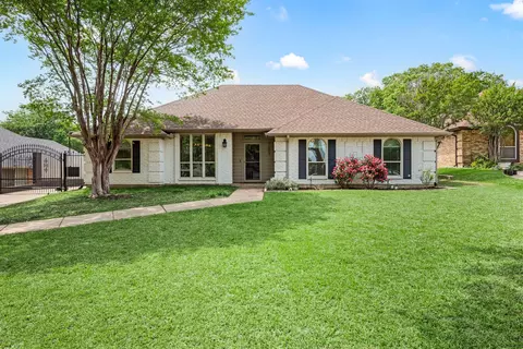 7509 Kingswood Ct, North Richland Hills, TX 76182