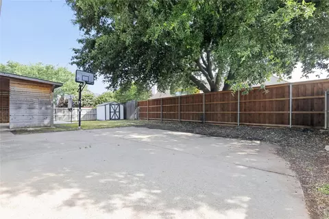 3909 Tuscany Ct, Arlington, TX 76016