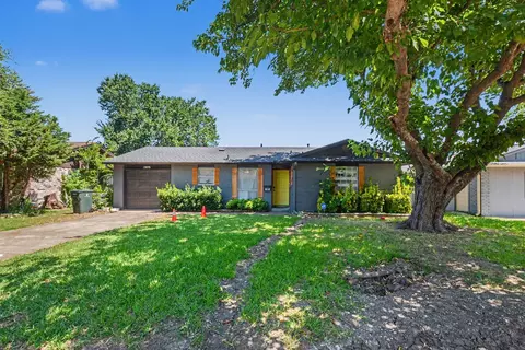 1809 Homestead Pl, Garland, TX 75044