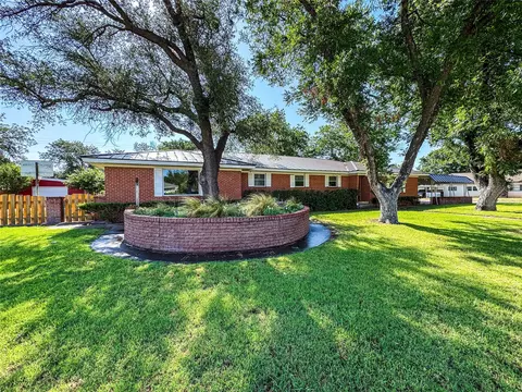 1102 N Avenue G, Haskell, TX 79521 photo 2