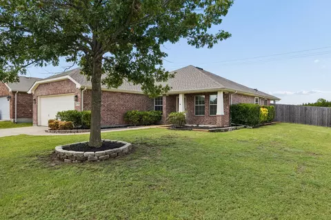 743 Cedar Cove Dr, Princeton, TX 75407