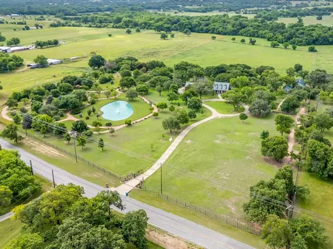 4600 E Bankhead Hwy, Hudson Oaks, TX 76087
