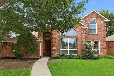 2526 Fallview Ln, Carrollton, TX 75007