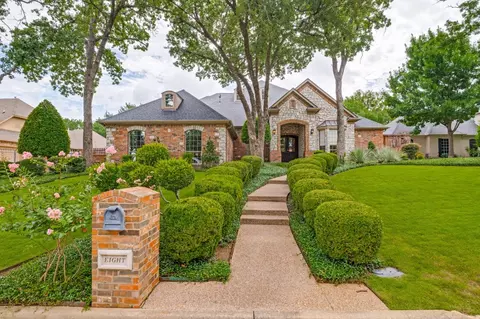 8 Hidden Lake Ct, Mansfield, TX 76063