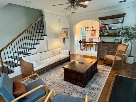 1953 Owasso St, Fort Worth, TX 76107