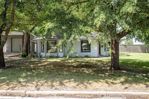 205 Murchison St, Farmersville, TX 75442