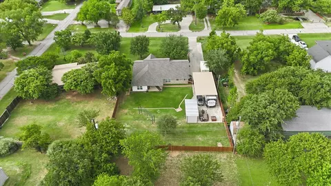 View/Area - 306 Oak Dr, Argyle, TX 76226 photo 2 of 2