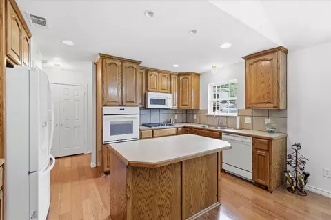 Kitchen - 306 Oak Dr, Argyle, TX 76226 photo 1 of 3