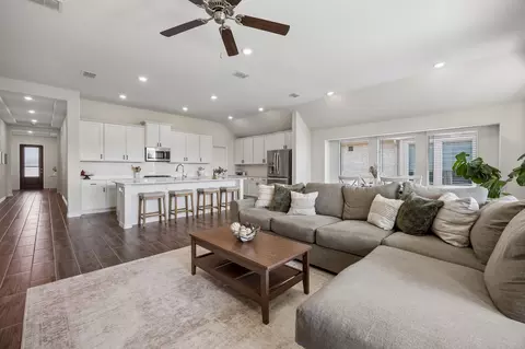 733 Mercy St, Forney, TX 75126