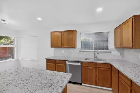 Kitchen - 6009 Iris Dr, Rowlett, TX 75089 photo 1 of 4