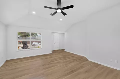 Living - 6009 Iris Dr, Rowlett, TX 75089 photo 1 of 4