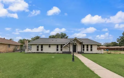 3914 Shady Hollow Ln, Dallas, TX 75233
