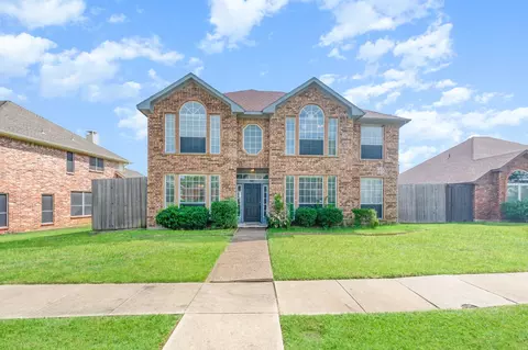 1305 Barclay Dr, Carrollton, TX 75007