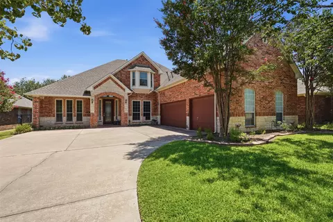 6333 Southern Hills Dr, Fort Worth, TX 76132