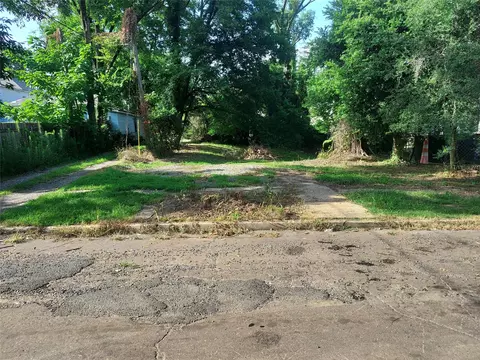 553 Dalzell St, Shreveport, LA 71101