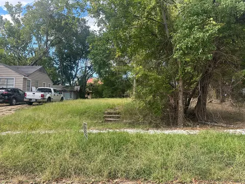 617 Wyandotte St, Shreveport, LA 71101