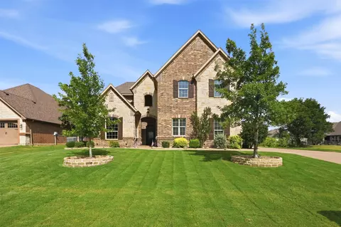 12224 Indian Creek Dr, Fort Worth, TX 76179