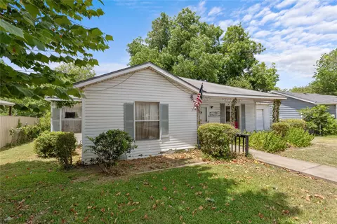 3624 N 26th St, Waco, TX 76708 photo 2