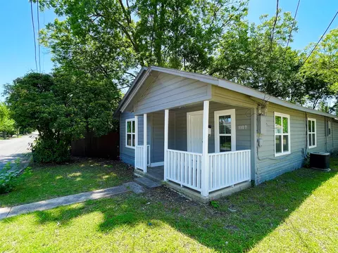 1107 Hall St, Mckinney, TX 75069