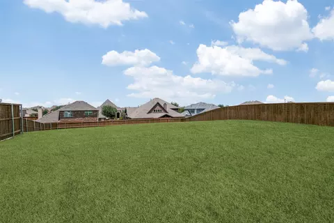 Exterior - 1104 Devonshire Dr N, Forney, TX 75126 photo 6 of 7