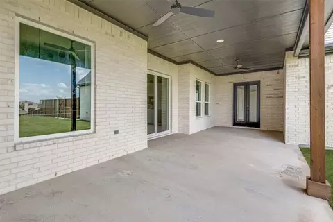 Exterior - 1104 Devonshire Dr N, Forney, TX 75126 photo 4 of 7