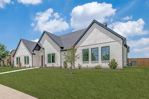 Exterior - 1104 Devonshire Dr N, Forney, TX 75126 photo 3 of 7
