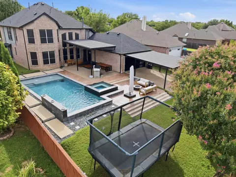 4726 Parkhaven Dr, Garland, TX 75043