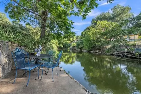 3810 Silver Creek Ct, Granbury, TX 76048