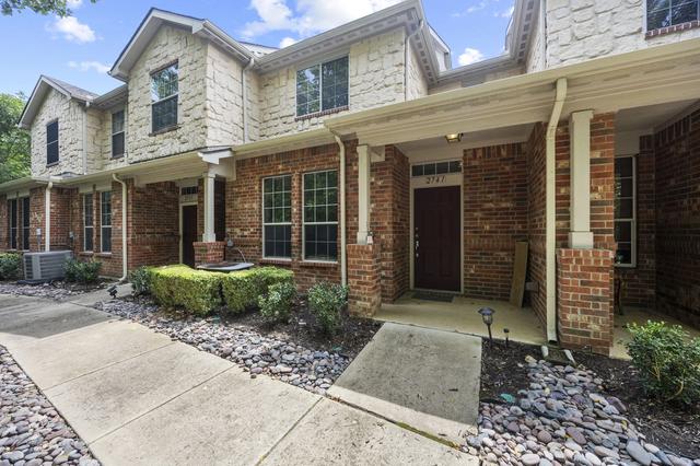 2741 Olympic Park Dr, Grand Prairie, TX 75050