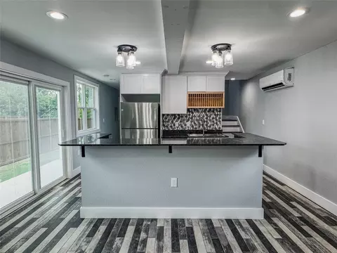 Kitchen - 1232 Kennie Dr, Commerce, TX 75428 photo 1 of 2