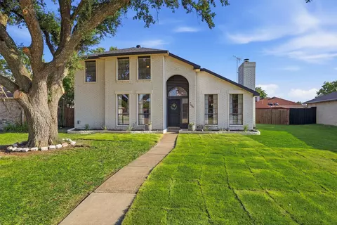 7606 Beverly Dr, Rowlett, TX 75089