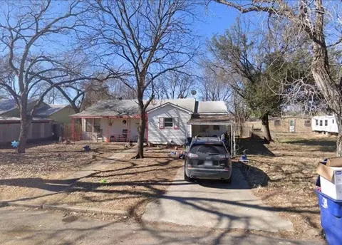 2209 Dartmore St, Brownwood, TX 76801