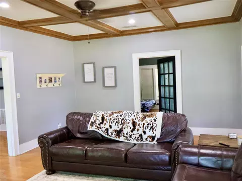 203 E Bennett St, Strawn, TX 76475 photo 6